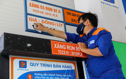 Giá xăng dầu tăng nhẹ từ 15h ngày 11/1