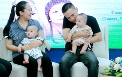 Vợ chồng vượt qua cảm xúc tiêu cực trong 7 năm chữa trị hiếm muộn