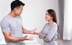  Hôn nhân xộc xệch