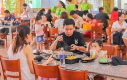 Vui xuân đón Tết TPHCM: Đi đâu, trải nghiệm ra sao cho tiết kiệm? 
