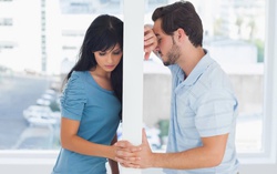 Vợ chìm trong nỗi đau bị chồng lừa dối