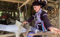 Người dân tộc Lào ở Lai Châu gìn giữ và phát huy trang phục truyền thống