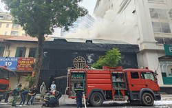 Hà Nội: Cháy quán bar trên phố Hai Bà Trưng