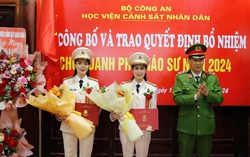 2 nữ giảng viên Học viện Cảnh sát Nhân dân nhận quyết định bổ nhiệm chức danh Phó Giáo sư