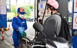 Giá xăng RON 55 tăng nhẹ, E5RON92 giảm 