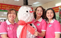 Mang Giáng sinh đến sớm với phụ nữ Công giáo