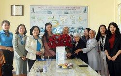 Phó Chủ tịch Hội LHPN Việt Nam Nguyễn Thị Thu Hiền thăm, chúc mừng Giáng sinh 2024 tại Kon Tum