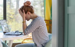 Cẩn thận bệnh nghiêm trọng khi bị đau đầu kéo dài nhiều ngày