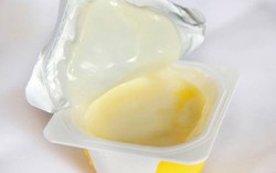 Thu hồi sản phẩm váng sữa Ambrosia My Mini Pots nhập khẩu do có thể chứa các mảnh nhựa