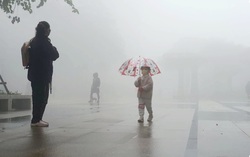 Hà Nội chìm trong sương mù: Các chuyên gia khuyến cáo gì?