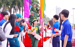 Ngày hội tòng quân năm 2024: Nhiều "bóng hồng" háo hức lên đường nhập ngũ