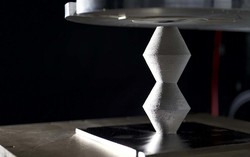  Kỹ thuật in 3D đồ nội thất bằng kim loại lỏng