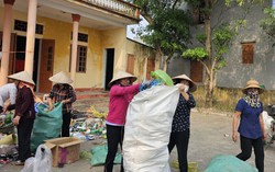 "Biến rác thành tiền" để giúp phụ nữ, trẻ em khó khăn