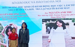 Hà Nội tuyên dương 2 học sinh nữ nhặt được của rơi trả lại người đánh mất