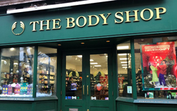 Điều gì khiến mỹ phẩm "xanh" The Body Shop phá sản tại nhiều quốc gia?