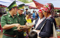 Kỷ niệm 65 năm Ngày truyền thống Bộ đội Biên phòng: Ấm tình biên giới trong lòng dân 