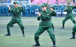 Nữ chiến sĩ biên phòng xứ Nghệ: Xung phong vào đội huấn luyện võ thuật khi con mới 8 tháng tuổi