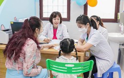 Ngày thế giới nhận thức về tự kỷ: Cha mẹ cần đồng hành để nuôi dạy con