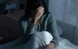 Tim đập nhanh về đêm: Nguyên nhân và cách điều trị