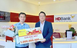 Tỷ phú xứ rừng ngập mặn phấn khởi nhận thưởng lớn tại HDBank