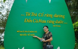 Du khách Quảng Nam nghẹn ngào, xúc động khi đặt chân tới Sa Vĩ - địa đầu Tổ quốc