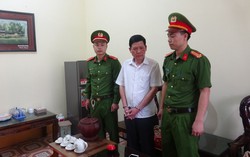 Chủ tịch thị trấn câu kết nữ kế toán gây thiệt hại hàng trăm triệu đồng