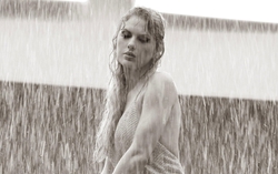Chê album mới của Taylor Swift, sợ bị fan cuồng dọa giết