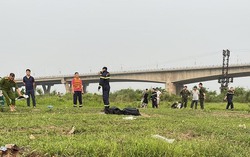 Nhóm học sinh lớp 11 rủ nhau bơi ở sông Hồng, 2 em đuối nước thương tâm
