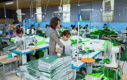 Mô hình xưởng may gia công góp phần giải quyết việc làm cho phụ nữ ở nông thôn