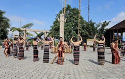 Đồng bào Cơ Tu tái hiện lễ cúng thần núi tại huyện A Lưới