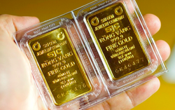 Sau 2 phiên đấu thầu, giá vàng ổn định quanh mốc 90 triệu đồng trong ngày cuối tuần