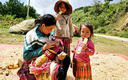 Một số chính sách đặc thù hỗ trợ sức khỏe sinh sản cho phụ nữ dân tộc thiểu số