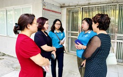 Hội LHPN Hà Nội cắt cử hội viên hỗ trợ chăm sóc các nạn nhân vụ cháy đang điều trị tại bệnh viện