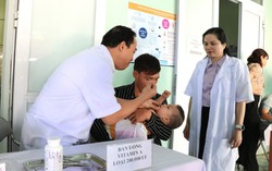 Cha mẹ nên cho trẻ đi uống vitamin A trong 2 ngày đầu tháng 6