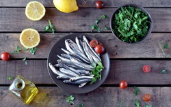 Loại cá nhỏ giá rẻ giàu Omega-3, tốt cho xương và não 