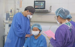 Sự sống chỉ còn tính bằng giờ, người phụ nữ được cứu sống thần kỳ nhờ ghép gan
