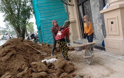 Thiếu kỹ năng lao động, nhiều phụ nữ dân tộc thiểu số khó kiếm việc làm như ý