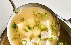 Loại gia vị yêu thích của người Nhật có thể thay muối, không chỉ ngừa đột quỵ mà còn ức chế ung thư, đẩy lùi lão hóa