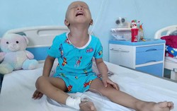 Hoàn cảnh đáng thương của bé trai 3 tuổi mắc ung thư thận