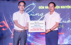 Gần 1 tỷ đồng được quyên góp trong đêm nhạc "Cùng em đến trường"