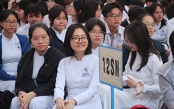 Hơn 1,7 triệu học sinh TPHCM hân hoan bước vào năm học mới 