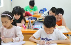 Dự thảo Thông tư bỏ quy định cấm dạy thêm: Còn đó nỗi lo học nhồi nhét