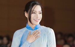Hoa hậu Hà Nội được tiếp thêm nhiệt huyết từ các sinh viên