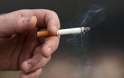 Thuyên tắc phổi nặng do hút thuốc lá suốt nhiều năm