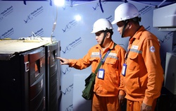 Nhiều chị em chọn cách quản lý điện chủ động bằng giải pháp số hóa qua App EVNHANOI