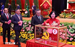 Bầu 75 đồng chí vào Ban Chấp hành Đảng bộ thành phố Hà Nội khóa XVIII