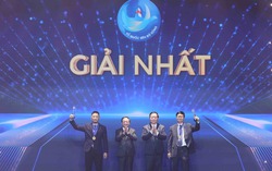 Trao giải cuộc thi ảnh nghệ thuật cấp quốc gia "Tổ quốc bên bờ sóng"