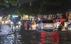 Ngập lụt ở Hà Nội và TPHCM, chuyên gia hiến kế mô hình "sống cùng với nước"