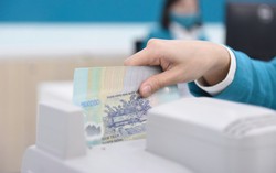 Tiền gửi dân cư đạt hơn 7,7 triệu tỷ đồng, cao nhất trong 5 năm qua