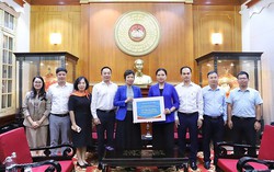 Góp thêm nguồn lực để đồng bào các tỉnh khắc phục hậu quả khi bão lũ đi qua